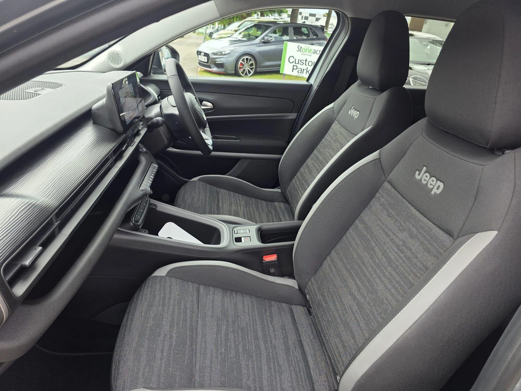 Jeep Avenger 115Kw Summit 54Kwh Grey #26