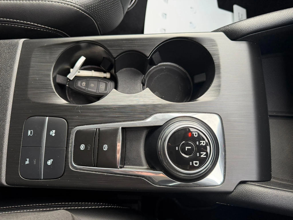 Ford Kuga St-line X Edition Silver #24