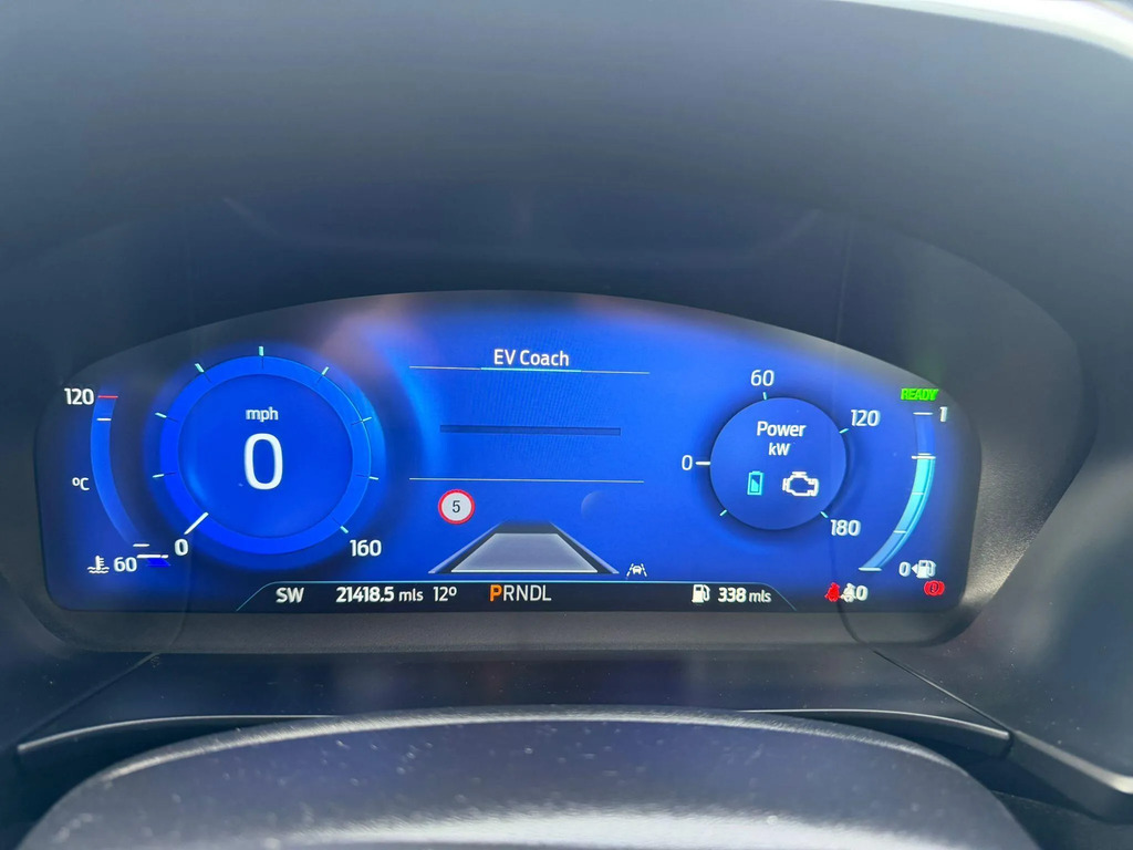 Ford Kuga St-line X Edition Silver #25