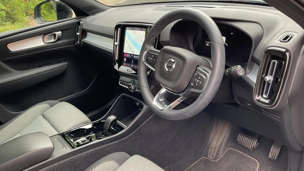 Volvo XC40 2.0 B4 Mhev Plus Dct Awd Euro 6 Ss  #4