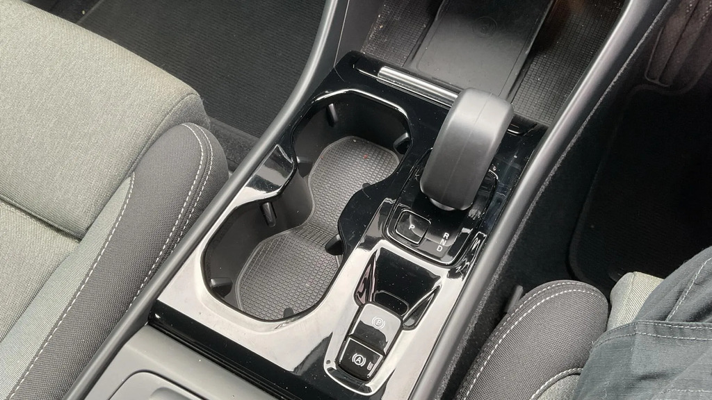 Volvo XC40 R-design Grey #24