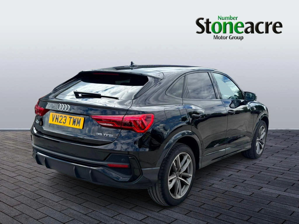 Audi Q3 1.5 Tfsi Cod 35 Black Edition Sportback S Tronic E  #3