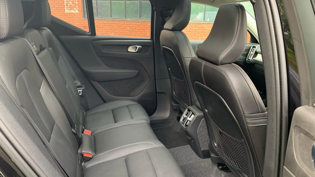Volvo XC40 2.0 B4p Ultimate Dark  #6