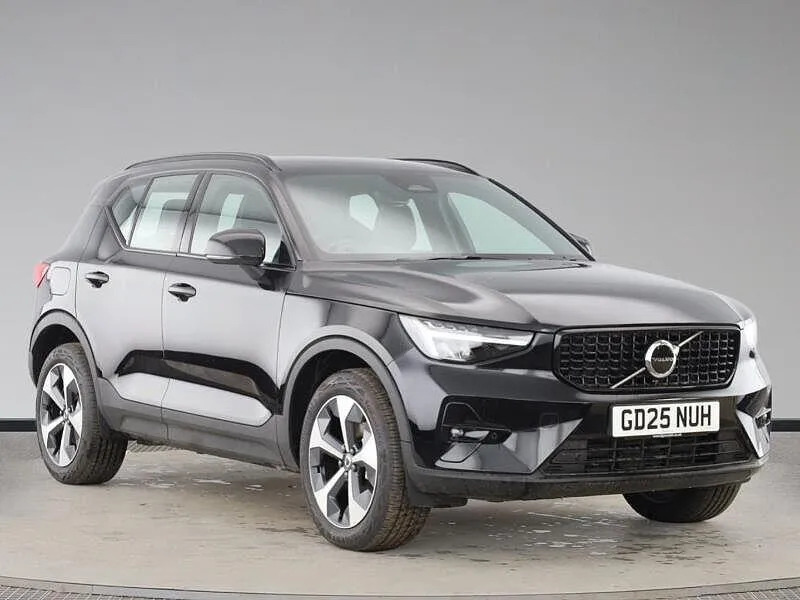 Volvo XC40 2.0 B4p Plus Dark 