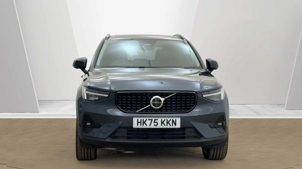 Volvo XC40 B4 P Black Edition Plus Black #7