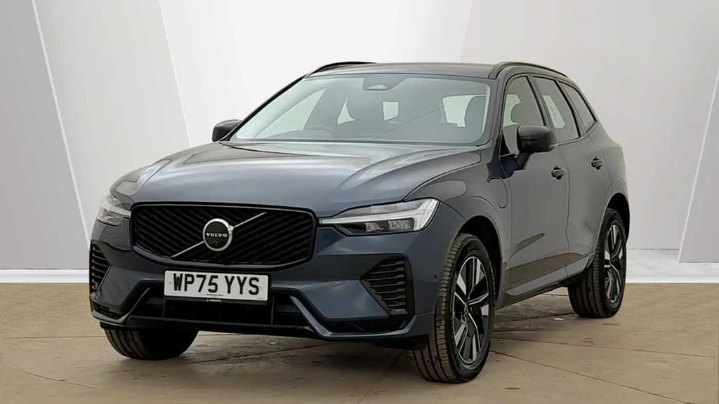 Volvo XC60 Plus Black Edition Black #7