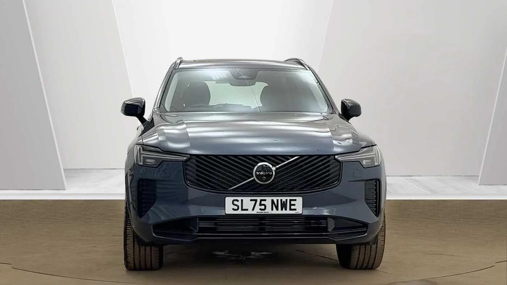 Volvo XC90 B5 P Awd Plus Dark Grey #8