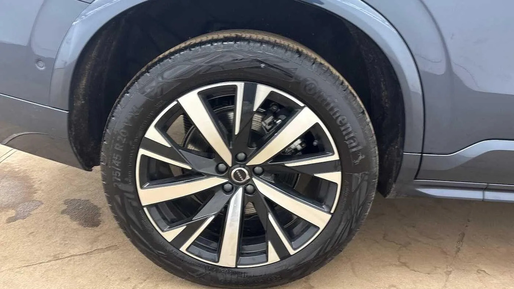 Volvo XC90 B5 P Awd Plus Dark Grey #20