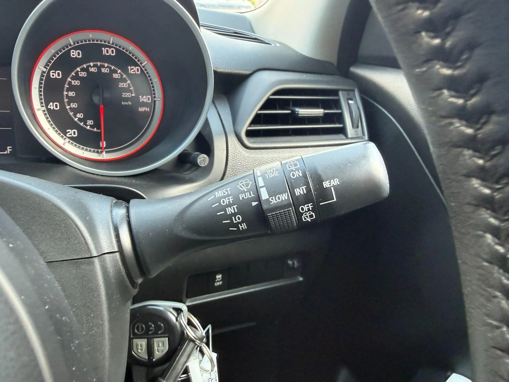 Suzuki Swift Hatchback 1.0 Red #18