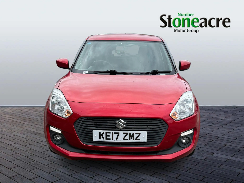 Suzuki Swift Hatchback 1.0 Red #8