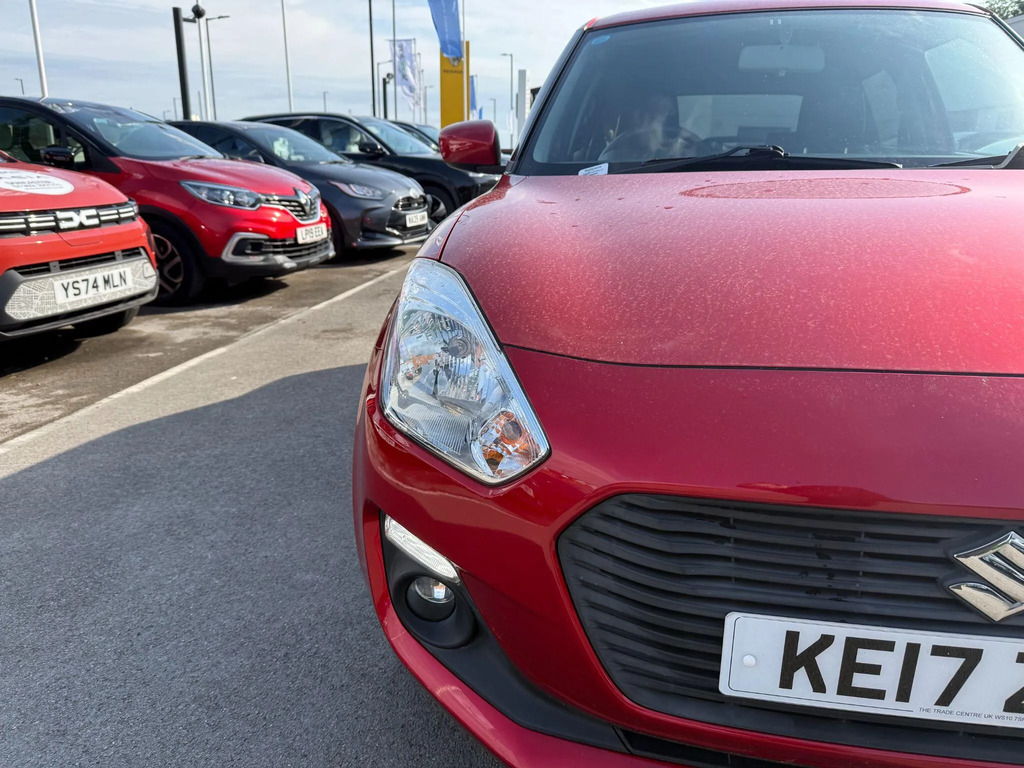Suzuki Swift Hatchback 1.0 Red #33