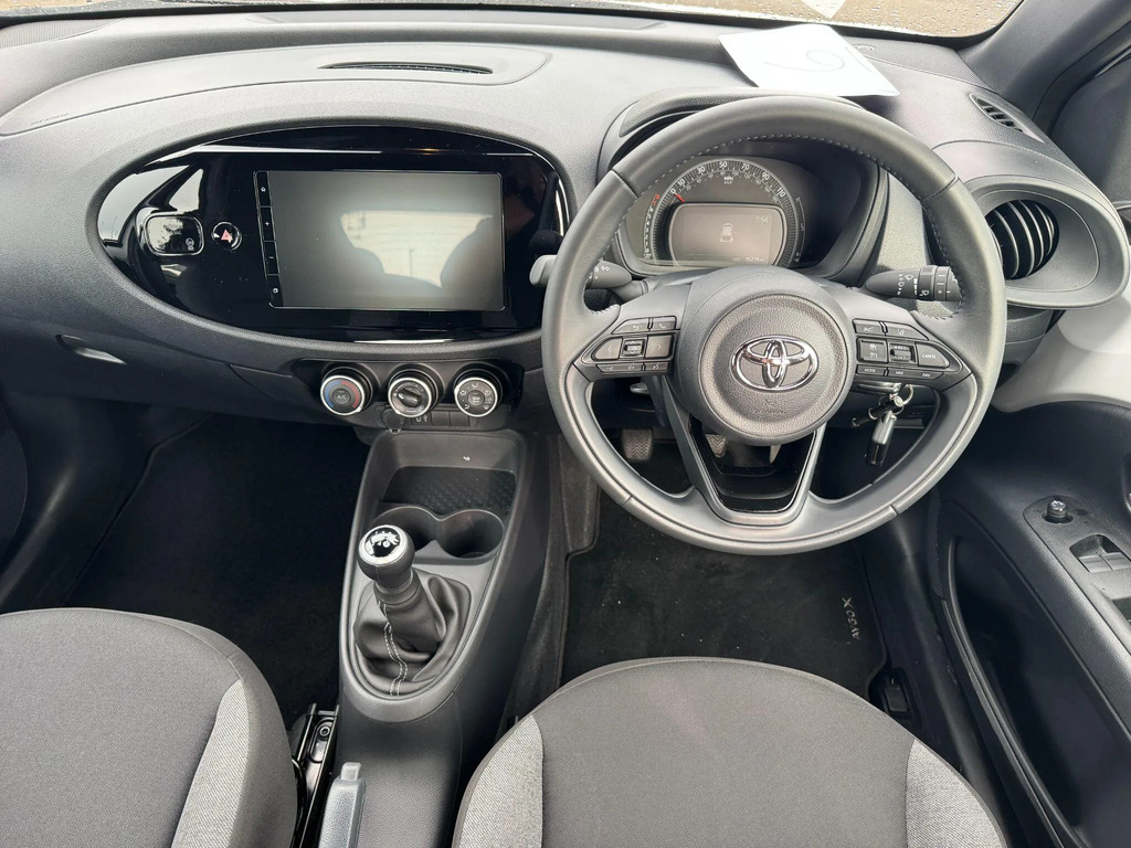 Toyota Aygo X Pure Automatic White #15