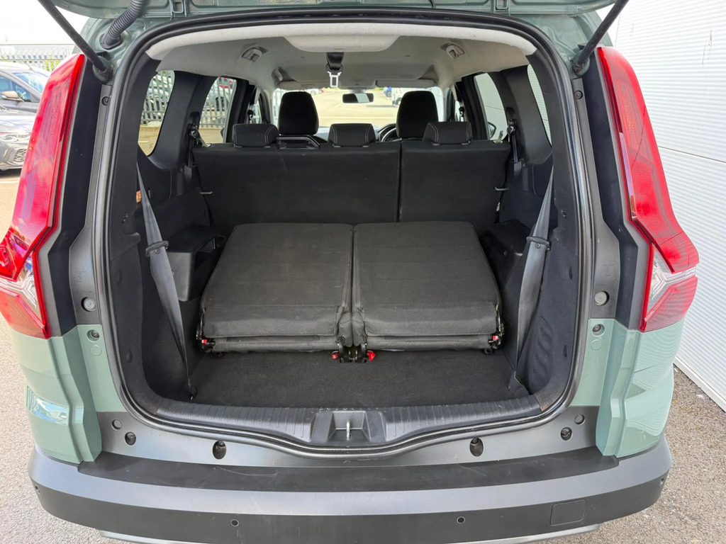 Dacia Jogger 1.6 Hev Extreme Grey #26