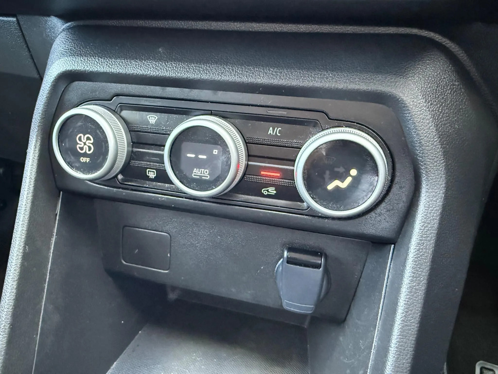 Dacia Jogger 1.6 Hev Extreme Grey #30