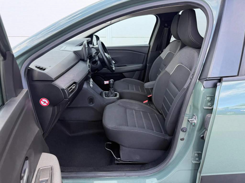 Dacia Jogger 1.6 Hev Extreme Grey #17