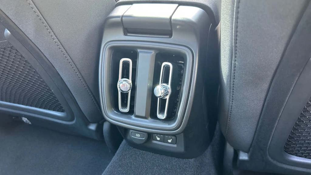 Polestar 2 Hatchback Black #22