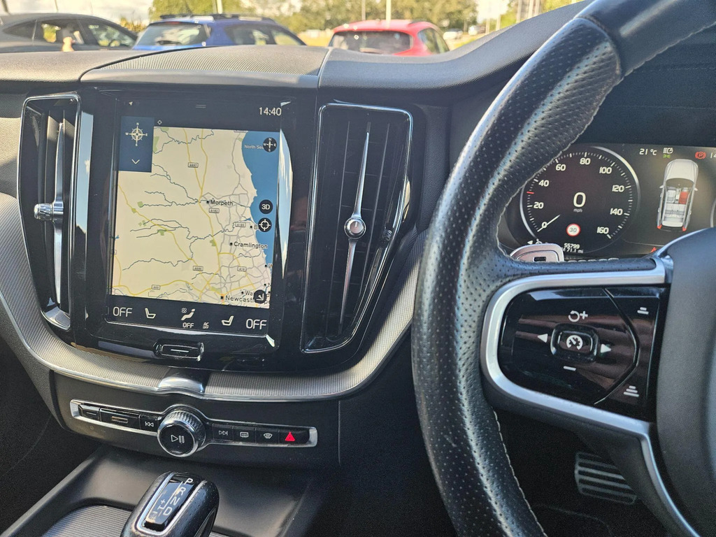 Volvo XC60 Red #15