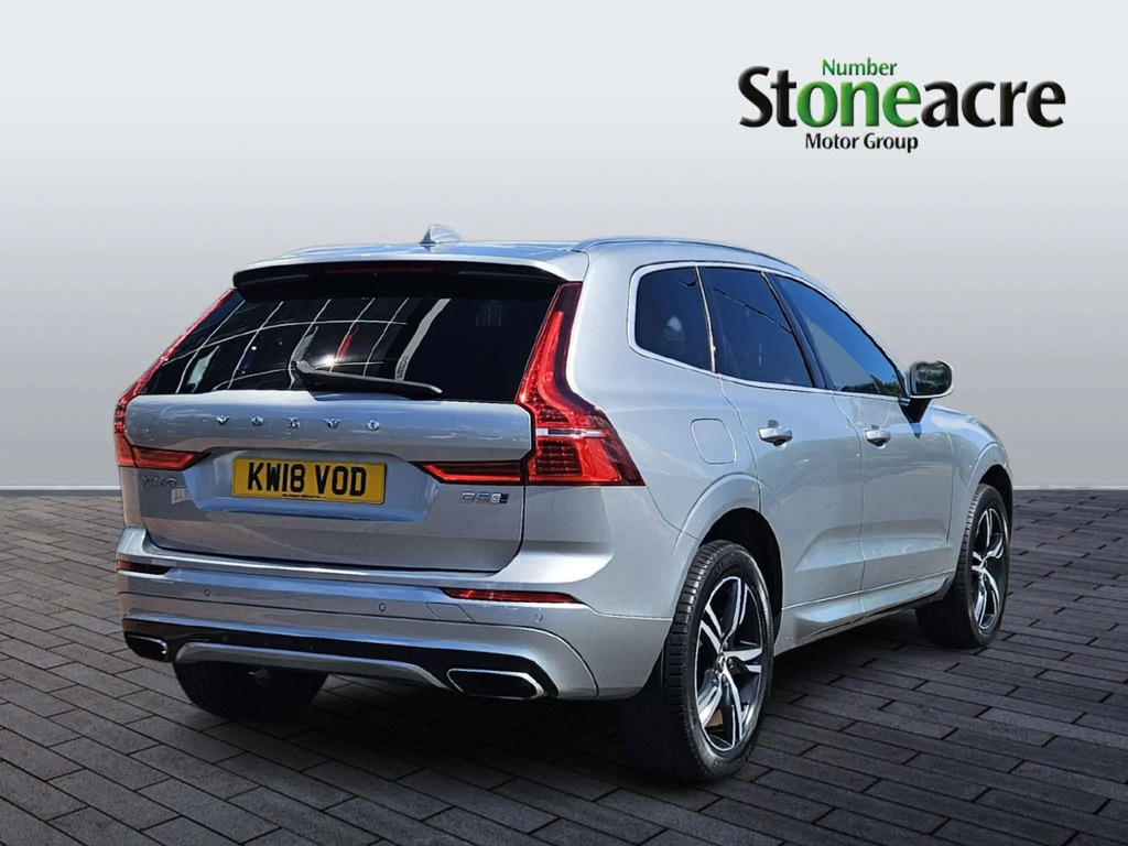 Volvo XC60 Red #3