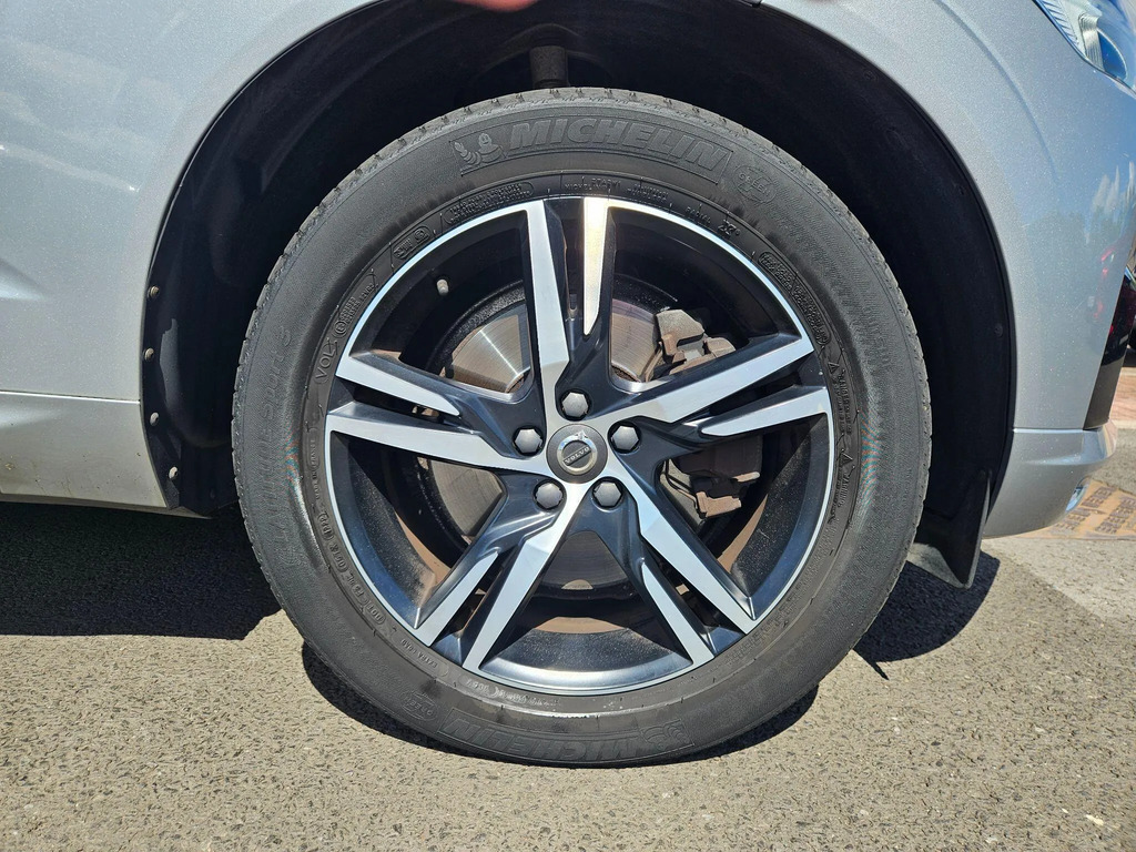 Volvo XC60 Red #9