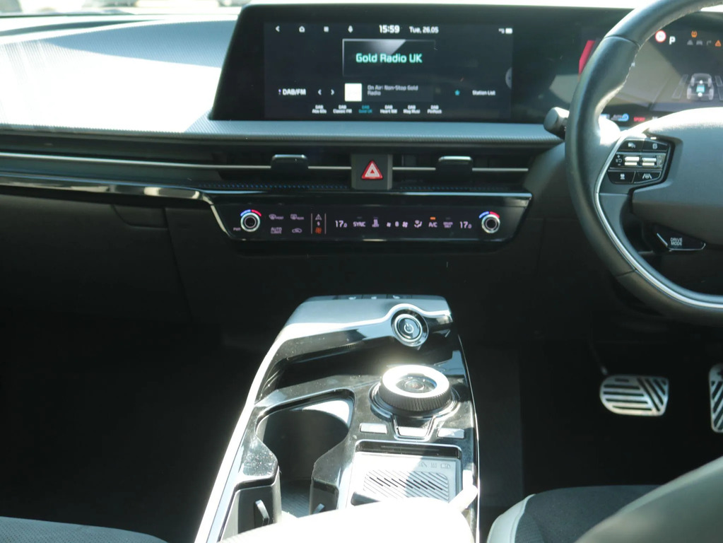 Kia EV6 Air Red #25