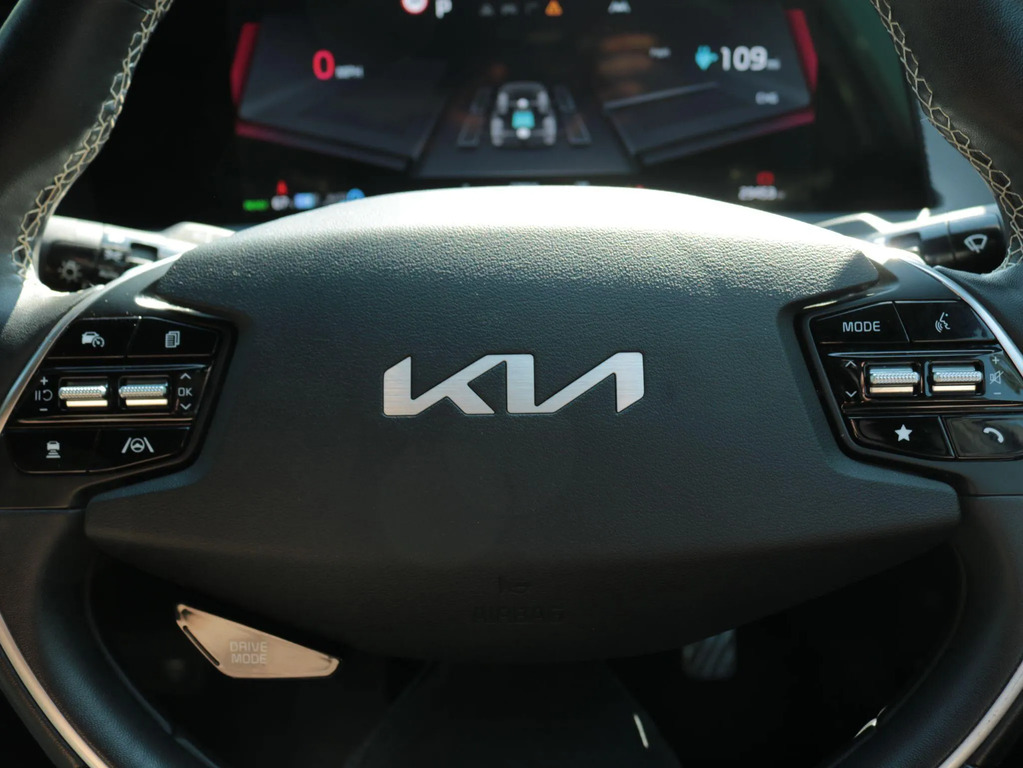 Kia EV6 Air Red #17