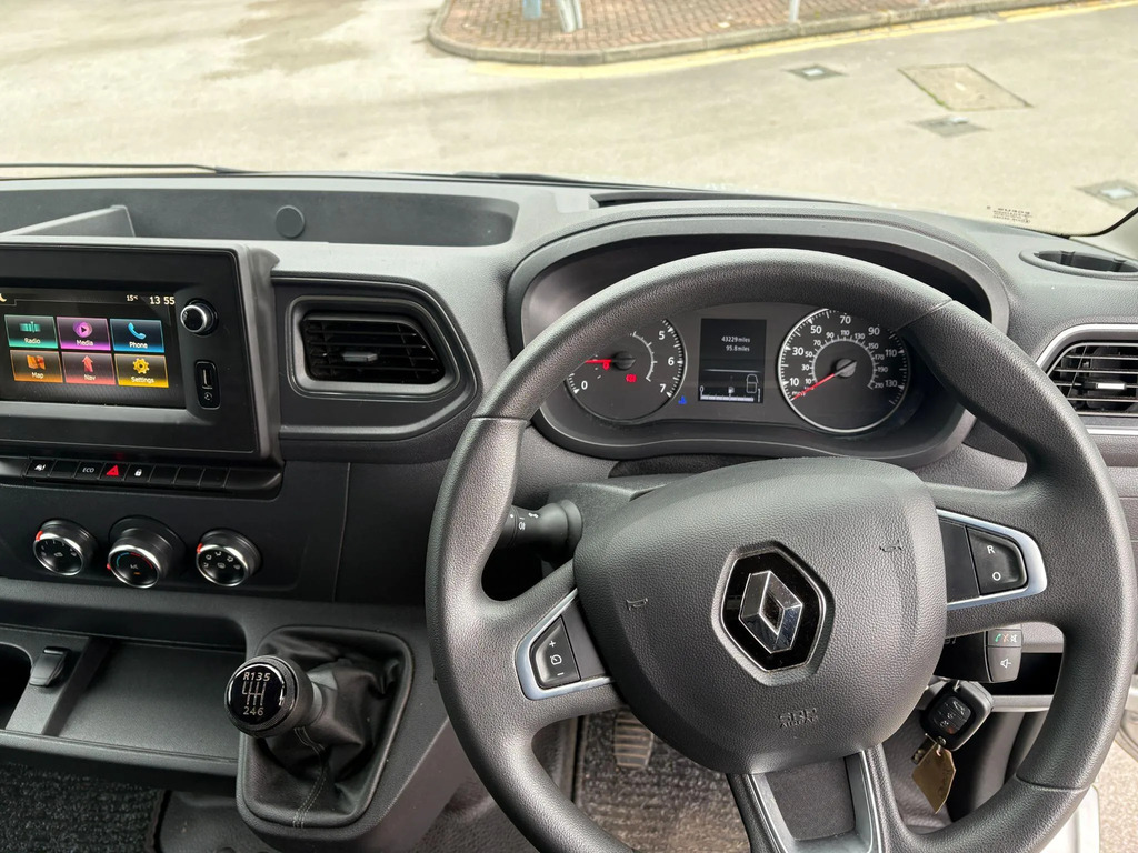 Renault Master Master Regent Horsebox 76 Bhp White #21