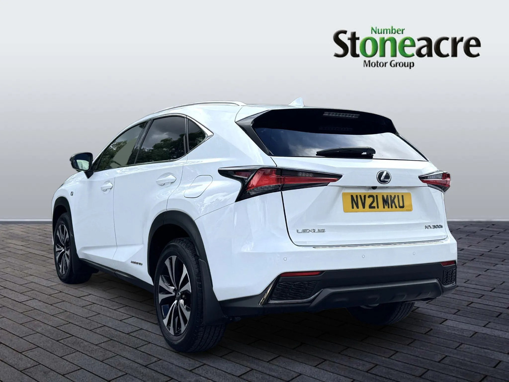 Lexus NX 300H 2.5 F-sport  #5