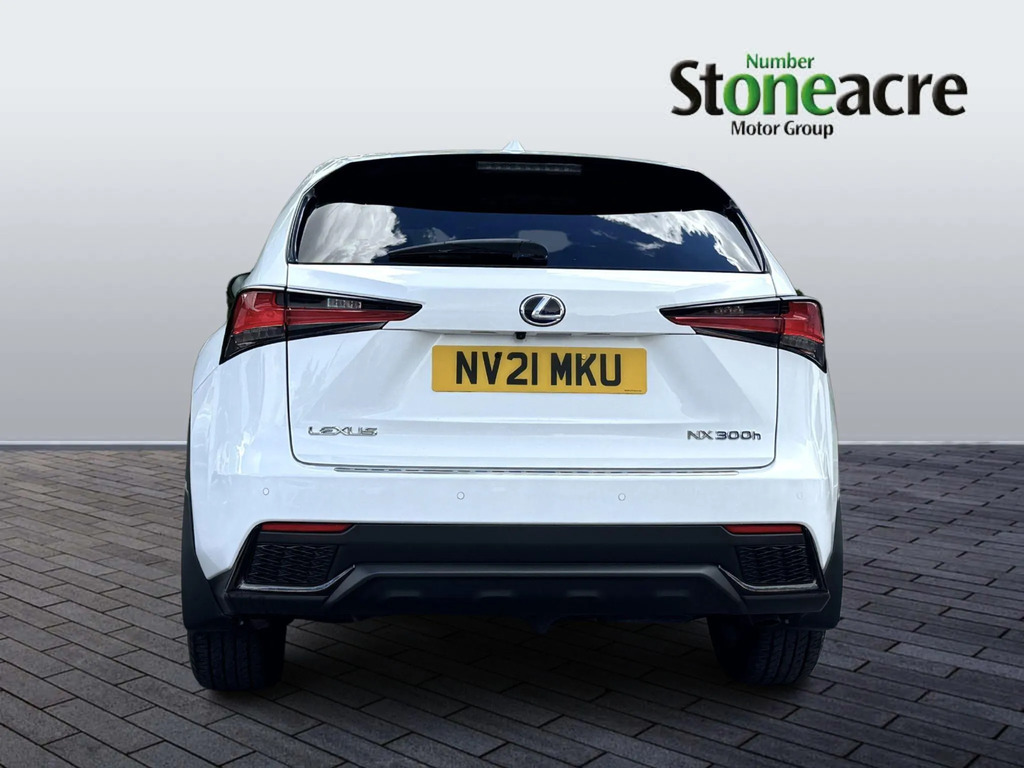 Lexus NX 300H 2.5 F-sport  #4