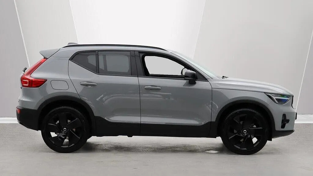 Volvo XC40 2.0 B4 Mhev Plus Black Edition Dct Euro 6 S #4
