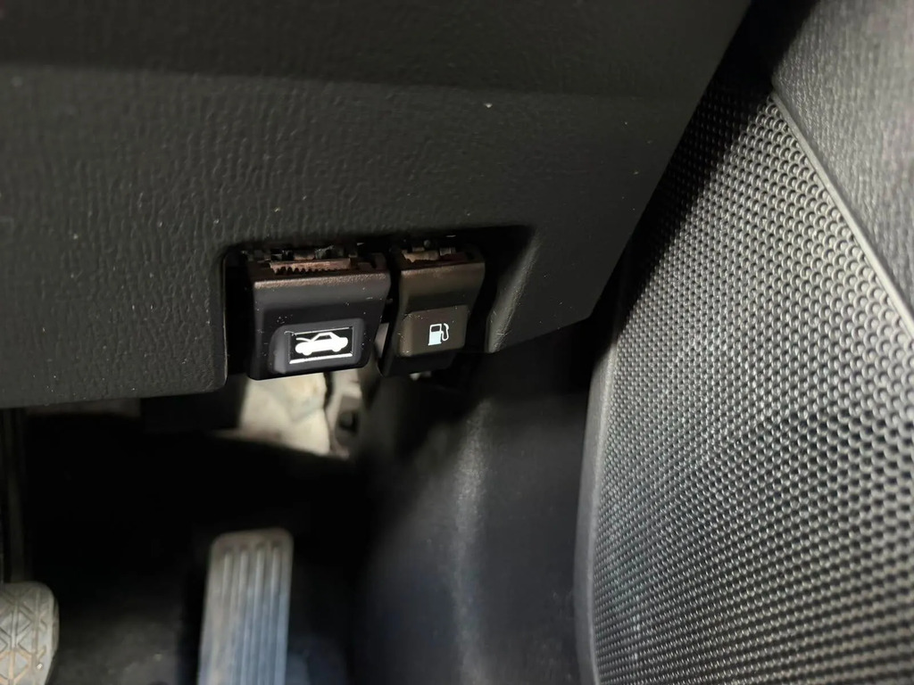 Mazda 2 2 Gt Sport Nav Silver #16