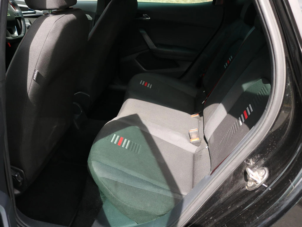Seat Arona Se Technology White #28