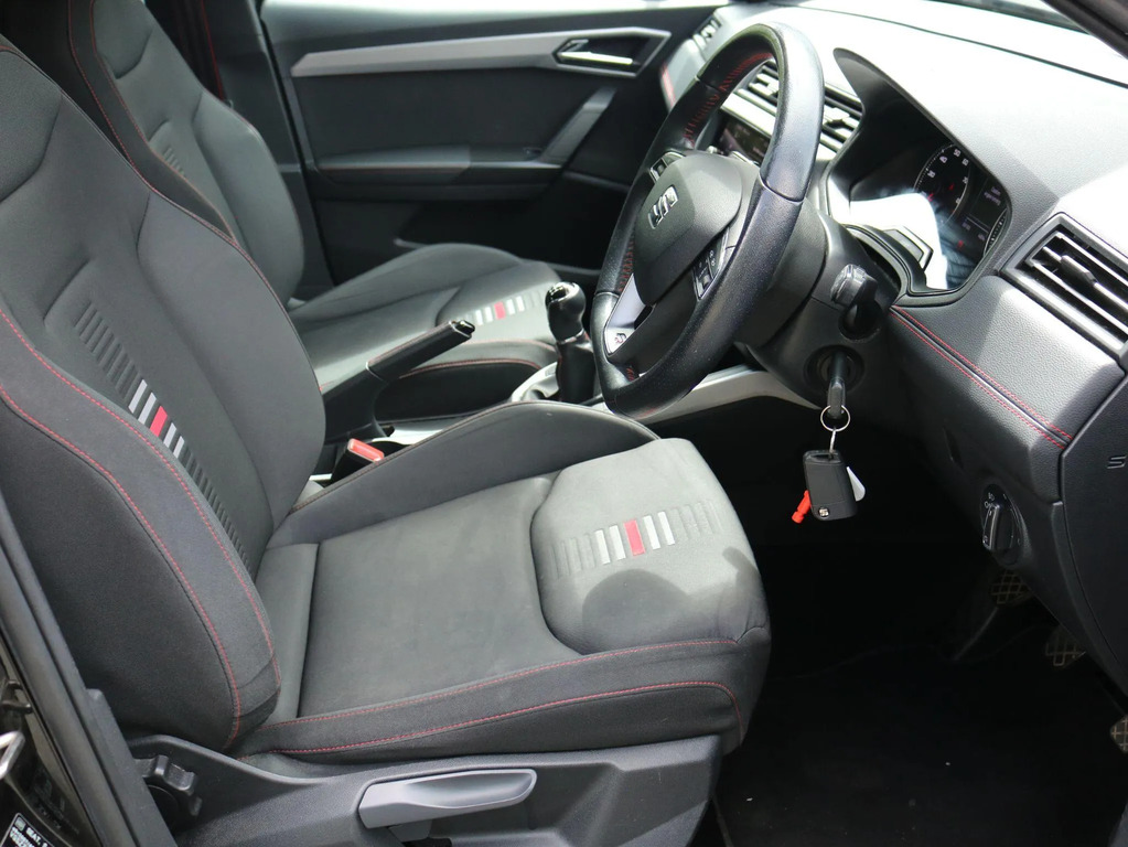 Seat Arona Se Technology White #11