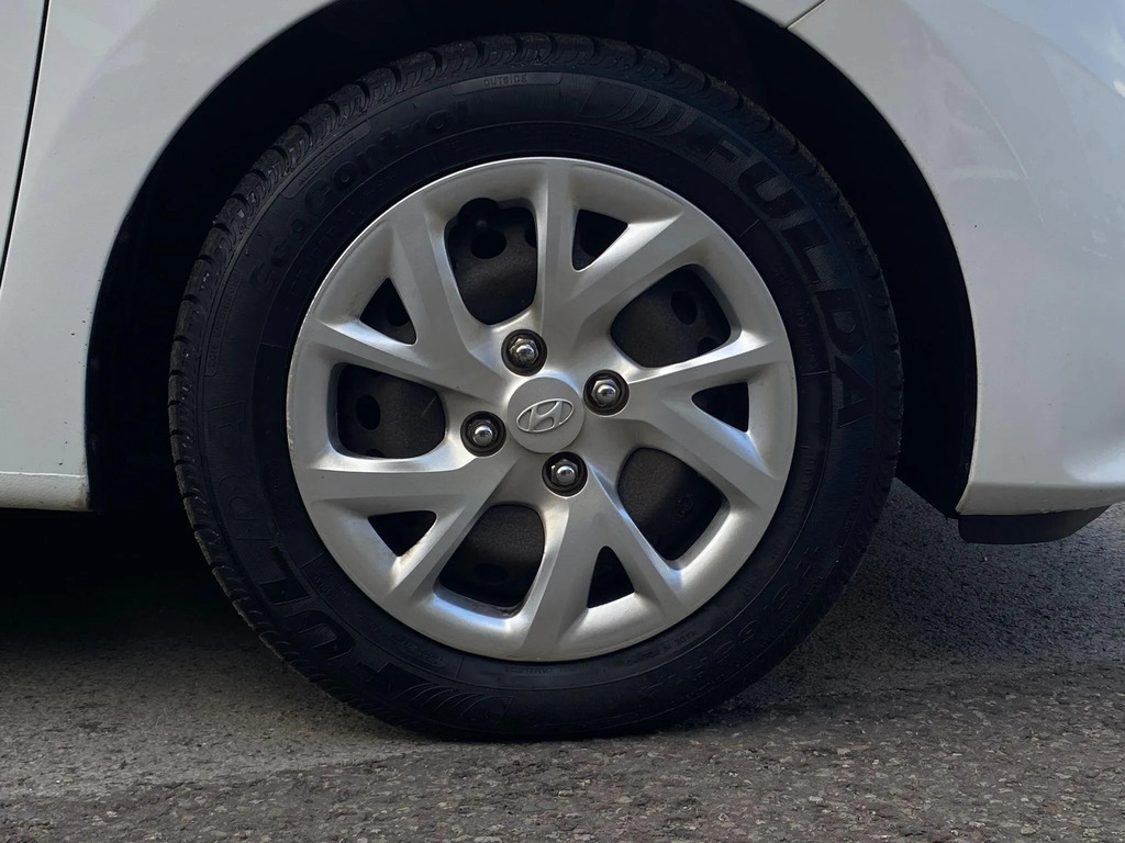 Hyundai Kona Automatic  #32