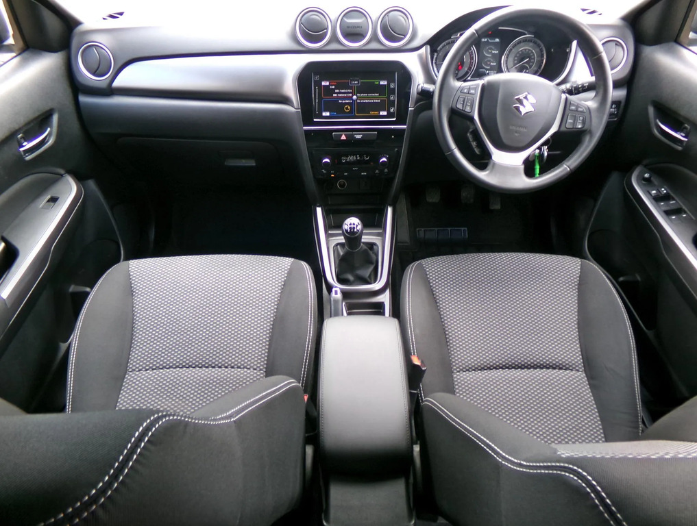 Suzuki Vitara Suv Silver #13
