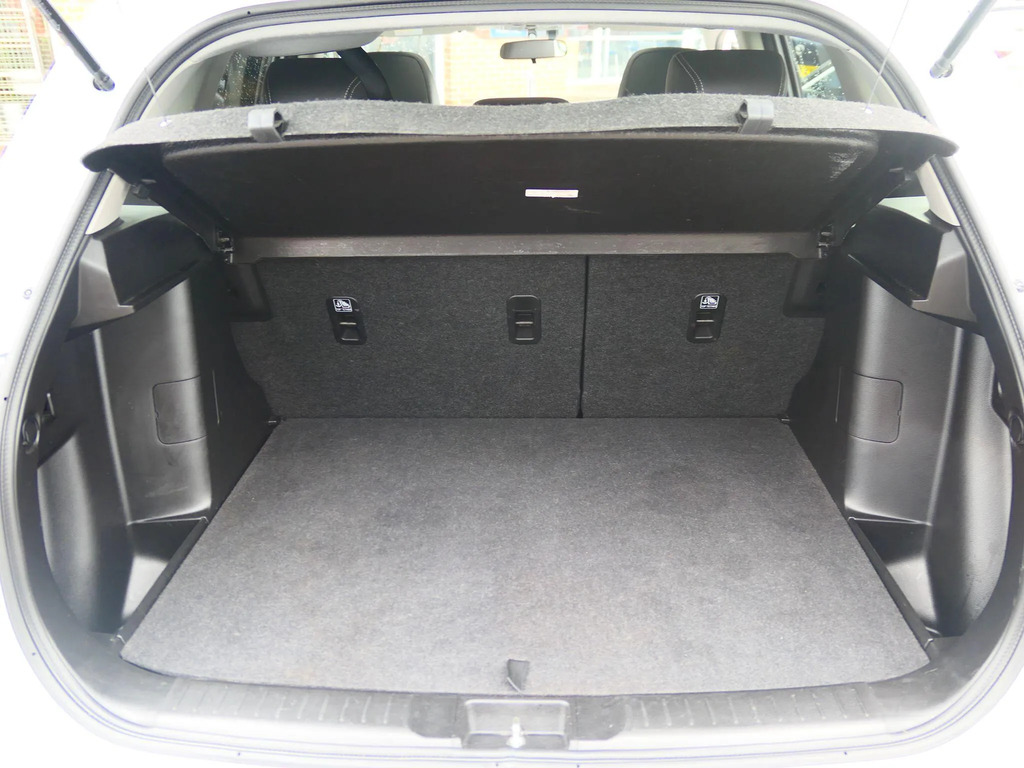 Suzuki Vitara Sz-t Silver #26