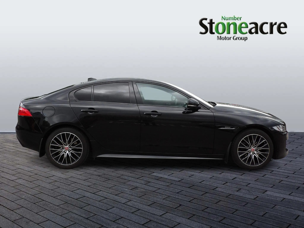 Jaguar XE 2.0I Landmark Euro 6 Ss  #2