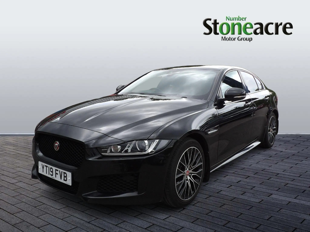 Jaguar XE R-dynamic S Black #7