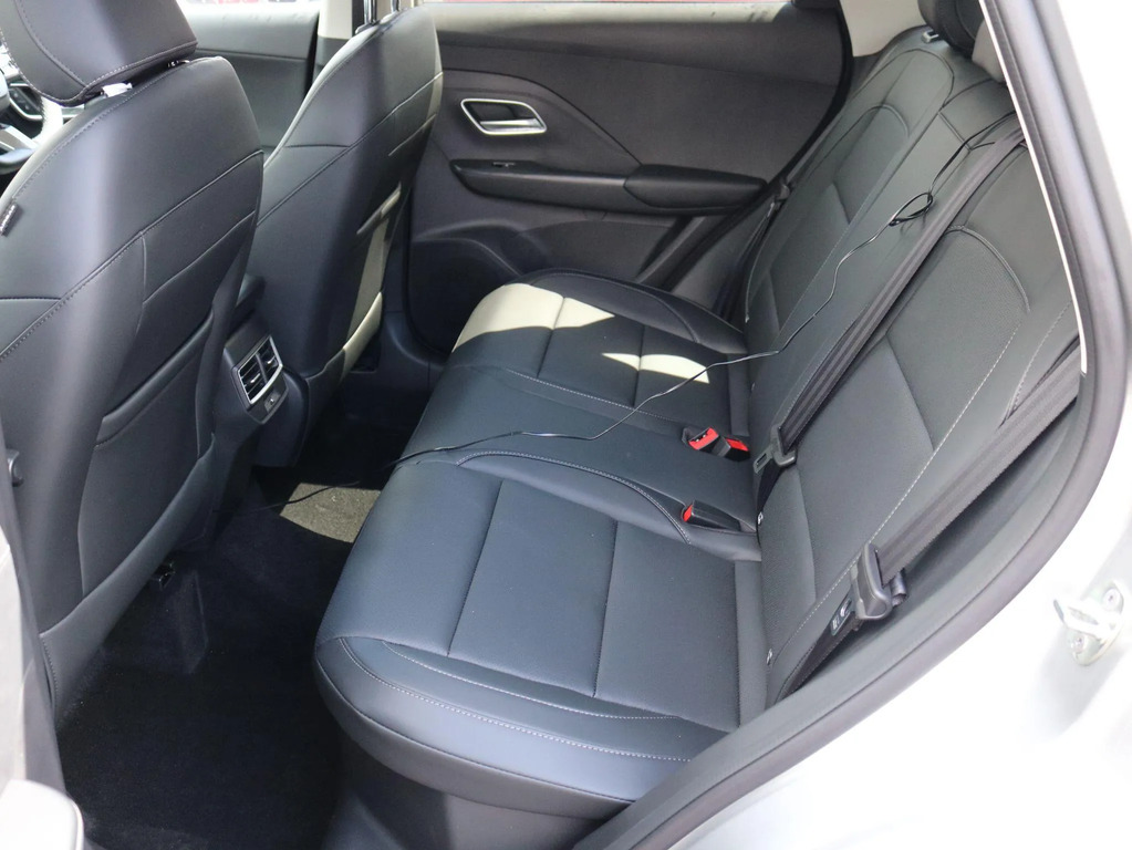 MG ZS Hybrid Trophy Black #23