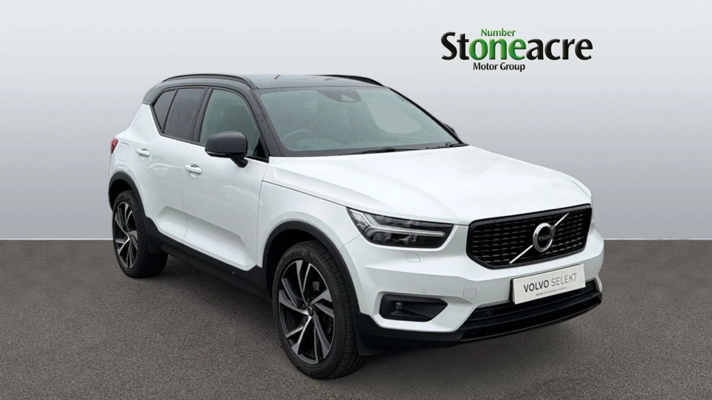 Volvo XC40 R-design Pro T3 163 Hp 