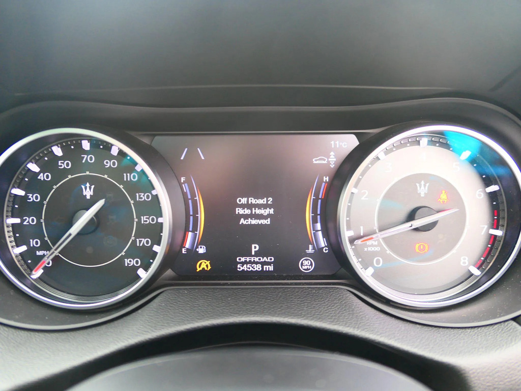 Maserati Levante Grey #39