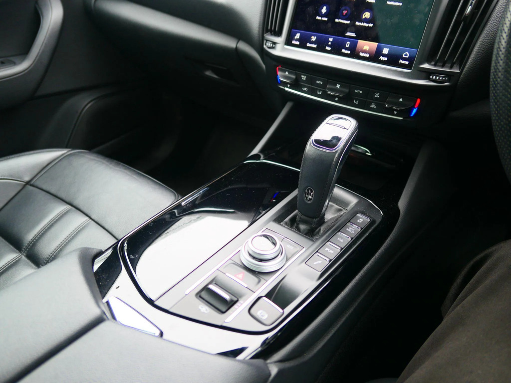 Maserati Levante Grey #14