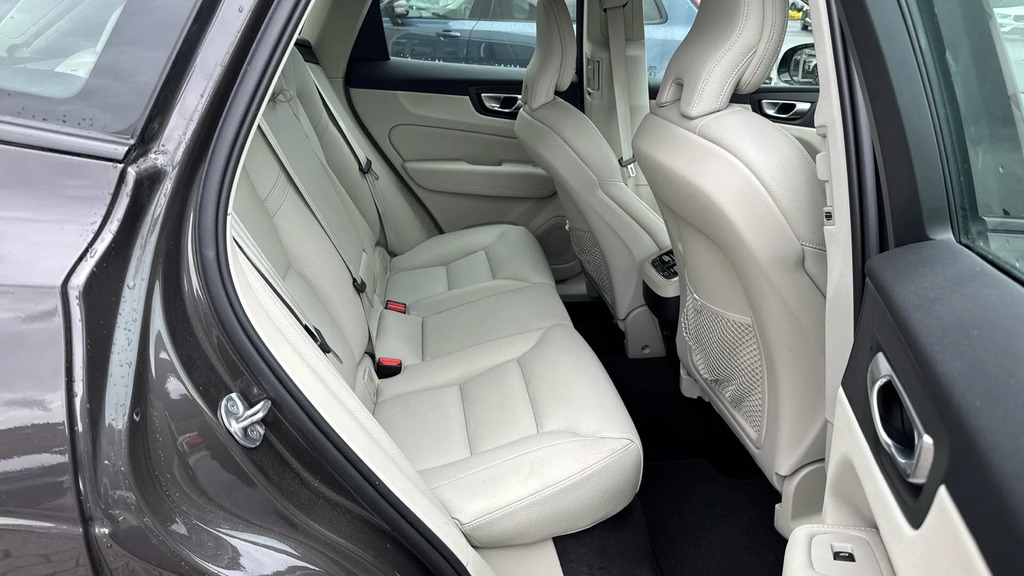 Volvo XC60 2.0 B4 Mhev Plus Euro 6 Ss  #6