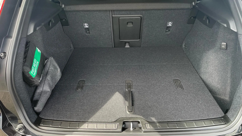 Volvo XC40 2.0 B3p Plus Dark  #13