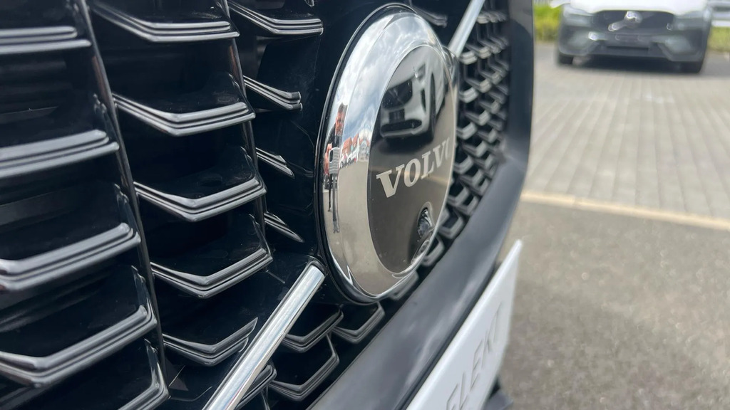 Volvo XC90 B5 Plus Dark Blue #36