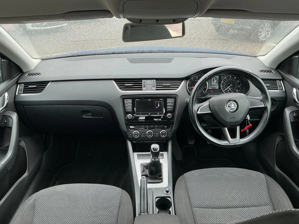 Skoda Octavia Silver #15