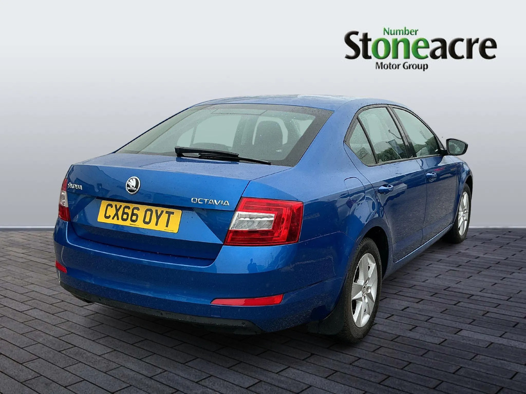 Skoda Octavia Silver #8