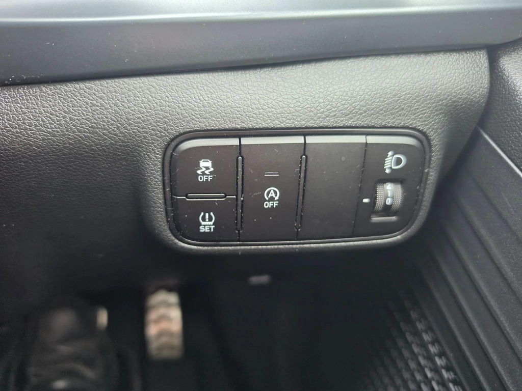 Hyundai I20 Hatchback Blue #16