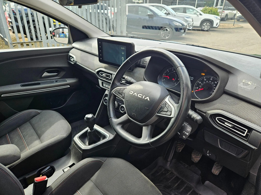 Dacia Jogger 1.0 Tce Essential 2023 White #12