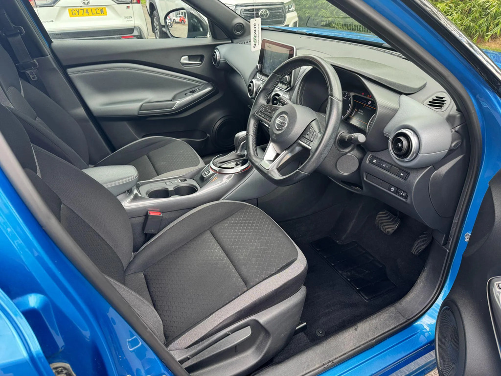 Nissan Juke Tekna Dct Blue #11