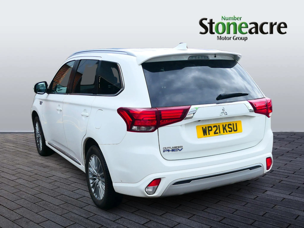 Mitsubishi Outlander 2.4H Twinmotor 13.8Kwh Dynamic Suv Plug White #5